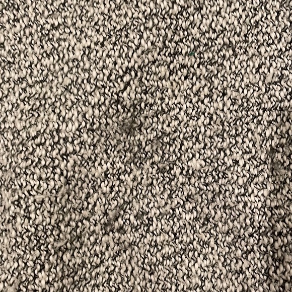 Aritzia Community Ionic Cape - Picture 4 of 4